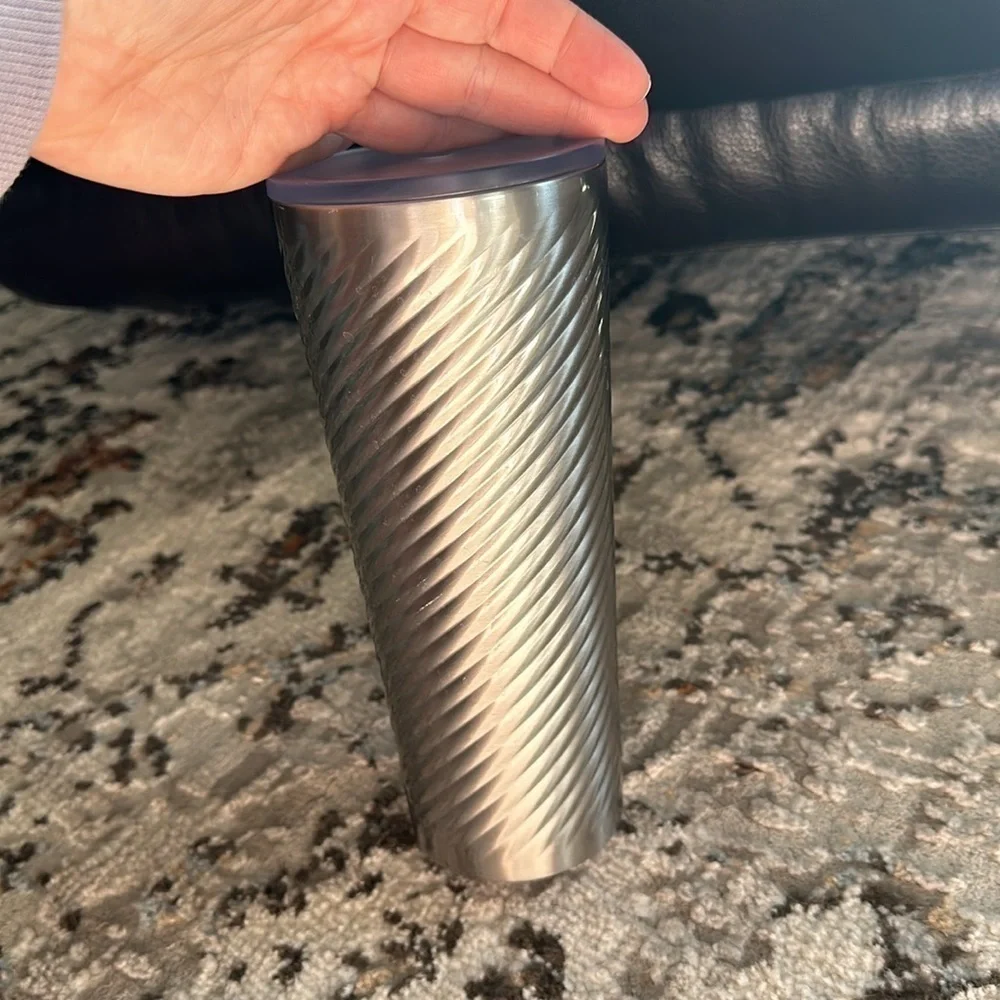 Starbucks Textured Stainless Steel Cold Cup 24OZ Silver Lid